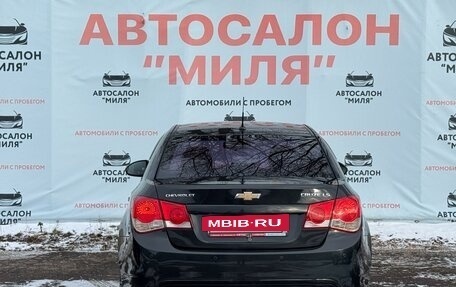 Chevrolet Cruze II, 2010 год, 770 000 рублей, 4 фотография