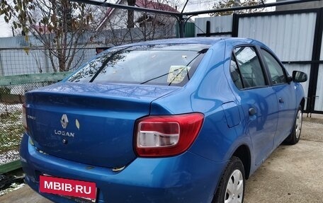 Renault Logan II, 2018 год, 850 000 рублей, 3 фотография