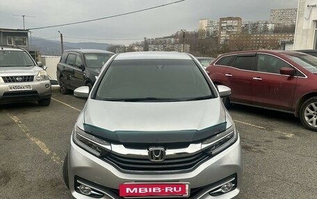 Honda Shuttle II, 2015 год, 1 300 000 рублей, 24 фотография