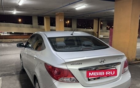 Hyundai Solaris II рестайлинг, 2013 год, 1 300 000 рублей, 9 фотография