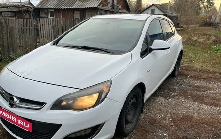 Opel Astra J, 2012 год, 700 000 рублей, 7 фотография