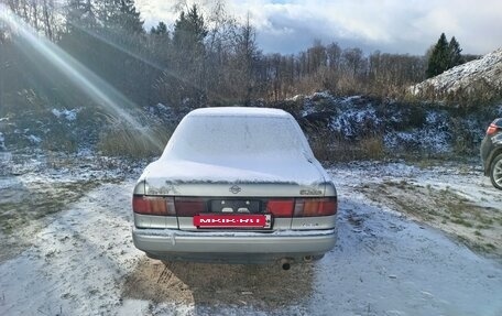 Nissan Sunny, 1992 год, 130 000 рублей, 9 фотография