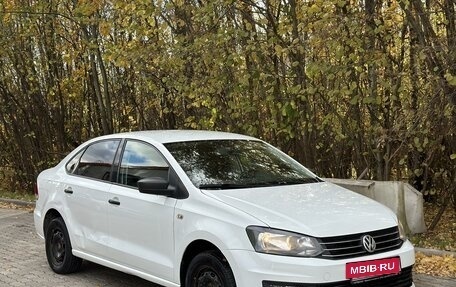 Volkswagen Polo VI (EU Market), 2015 год, 875 000 рублей, 3 фотография