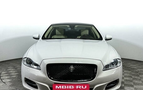 Jaguar XJ IV (X351), 2011 год, 2 190 000 рублей, 2 фотография