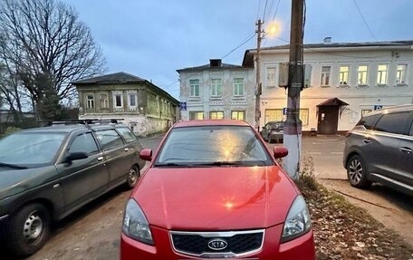 KIA Rio II, 2010 год, 650 000 рублей, 1 фотография