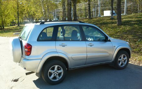 Toyota RAV4, 2004 год, 970 000 рублей, 3 фотография