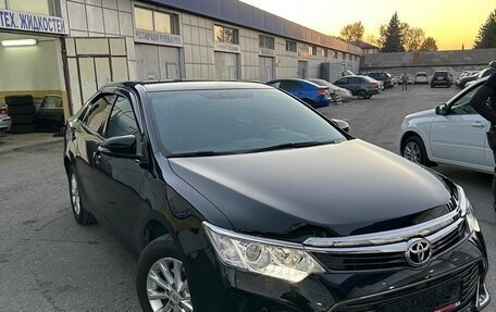 Toyota Camry, 2015 год, 2 550 000 рублей, 3 фотография