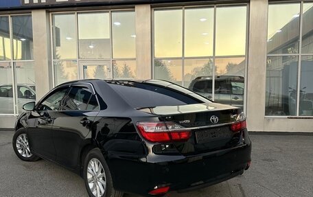 Toyota Camry, 2015 год, 2 550 000 рублей, 4 фотография