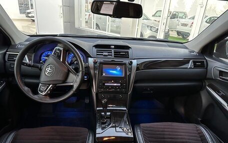 Toyota Camry, 2015 год, 2 550 000 рублей, 8 фотография