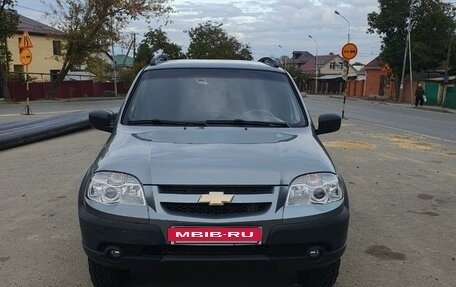 Chevrolet Niva I рестайлинг, 2012 год, 700 000 рублей, 2 фотография