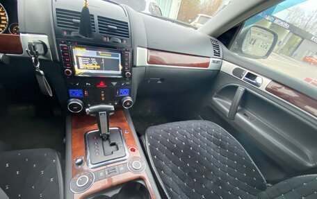 Volkswagen Touareg III, 2005 год, 1 200 000 рублей, 5 фотография