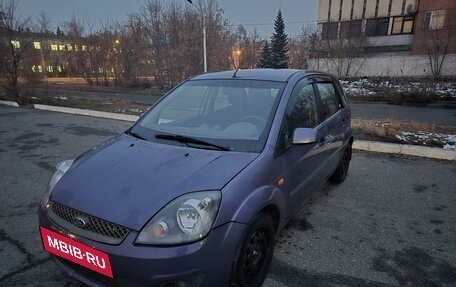 Ford Fiesta, 2006 год, 750 000 рублей, 2 фотография