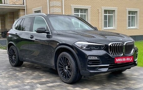 BMW X5, 2019 год, 7 400 000 рублей, 3 фотография