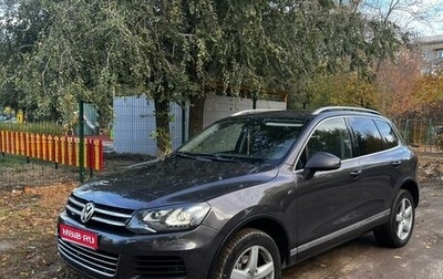 Volkswagen Touareg III, 2011 год, 2 100 000 рублей, 1 фотография