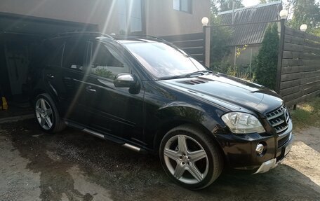 Mercedes-Benz M-Класс, 2009 год, 1 750 000 рублей, 2 фотография