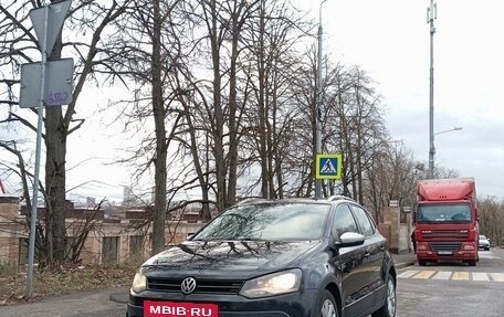 Volkswagen Polo VI (EU Market), 2013 год, 1 050 000 рублей, 27 фотография