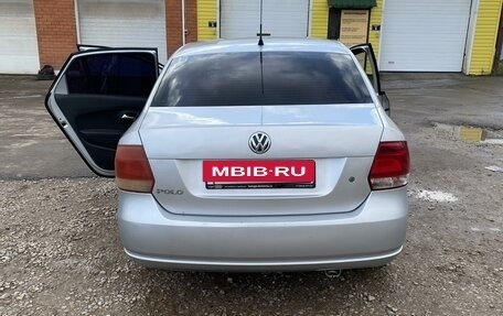 Volkswagen Polo VI (EU Market), 2011 год, 600 000 рублей, 9 фотография