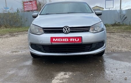 Volkswagen Polo VI (EU Market), 2011 год, 600 000 рублей, 14 фотография