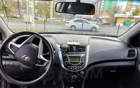 Hyundai Solaris II рестайлинг, 2013 год, 790 000 рублей, 16 фотография