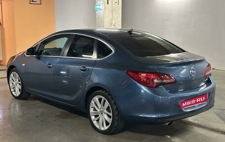 Opel Astra J, 2014 год, 699 000 рублей, 5 фотография