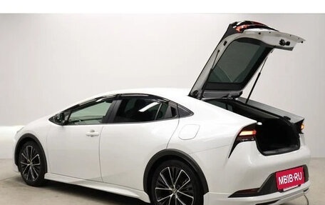 Toyota Prius IV XW50, 2024 год, 3 000 199 рублей, 9 фотография