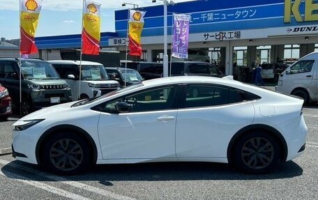 Toyota Prius IV XW50, 2023 год, 2 990 199 рублей, 4 фотография