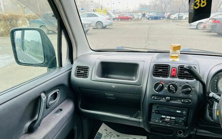 Suzuki Wagon R III, 2001 год, 299 999 рублей, 15 фотография