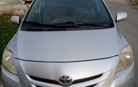 Toyota Yaris III рестайлинг, 2008 год, 650 000 рублей, 3 фотография