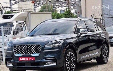 Lincoln Aviator II, 2021 год, 4 970 000 рублей, 1 фотография