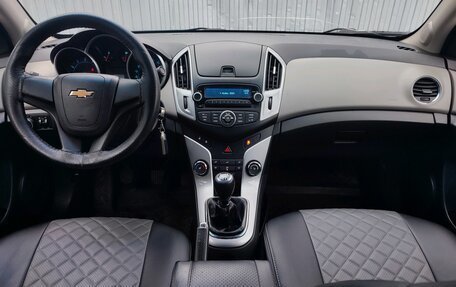 Chevrolet Cruze II, 2013 год, 810 000 рублей, 7 фотография