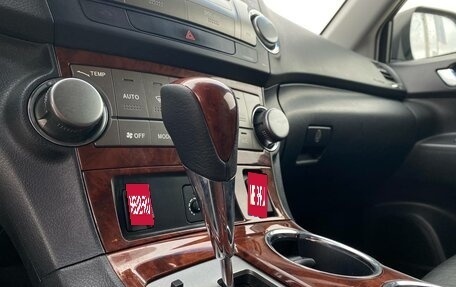 Toyota Highlander III, 2011 год, 2 100 000 рублей, 26 фотография