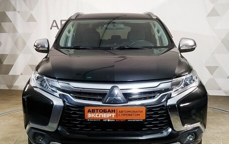 Mitsubishi Pajero Sport III рестайлинг, 2019 год, 2 799 000 рублей, 2 фотография