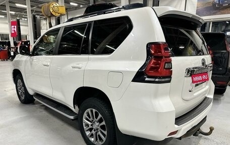 Toyota Land Cruiser Prado 150 рестайлинг 2, 2018 год, 6 000 000 рублей, 2 фотография