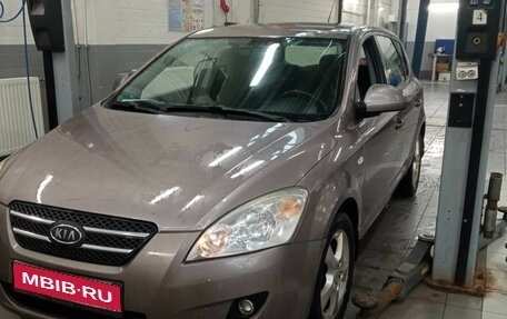 KIA cee'd I рестайлинг, 2008 год, 560 000 рублей, 1 фотография