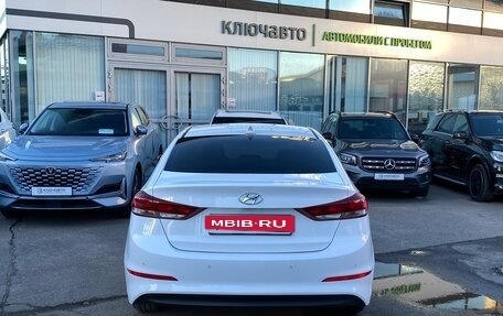 Hyundai Elantra VI рестайлинг, 2018 год, 1 759 000 рублей, 5 фотография