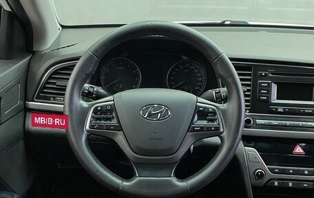 Hyundai Elantra VI рестайлинг, 2018 год, 1 759 000 рублей, 11 фотография