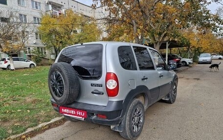 Chevrolet Niva I рестайлинг, 2012 год, 750 000 рублей, 5 фотография