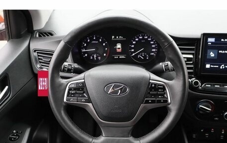 Hyundai Solaris II рестайлинг, 2022 год, 1 750 000 рублей, 7 фотография