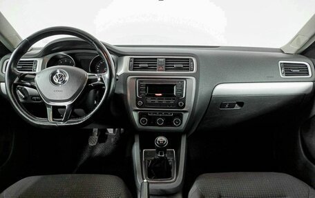 Volkswagen Jetta VI, 2017 год, 1 420 000 рублей, 14 фотография