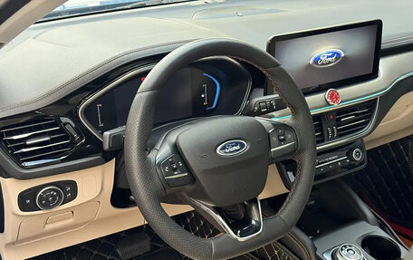 Ford Focus IV, 2021 год, 1 420 000 рублей, 10 фотография