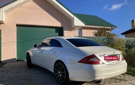 Mercedes-Benz CLS, 2008 год, 1 990 000 рублей, 4 фотография