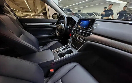 Honda Accord IX рестайлинг, 2018 год, 1 645 000 рублей, 9 фотография