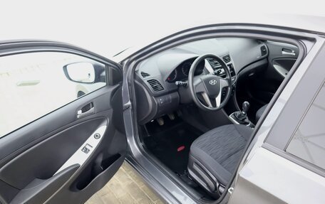 Hyundai Solaris II рестайлинг, 2014 год, 995 000 рублей, 11 фотография