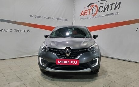 Renault Kaptur I рестайлинг, 2020 год, 1 650 000 рублей, 2 фотография