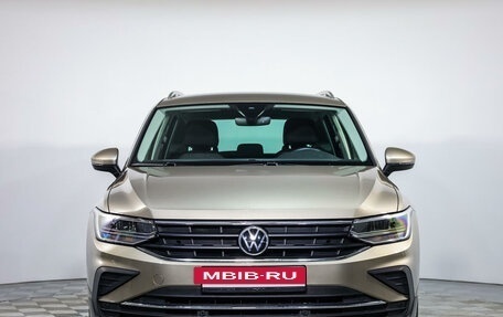 Volkswagen Tiguan II, 2021 год, 3 149 000 рублей, 2 фотография