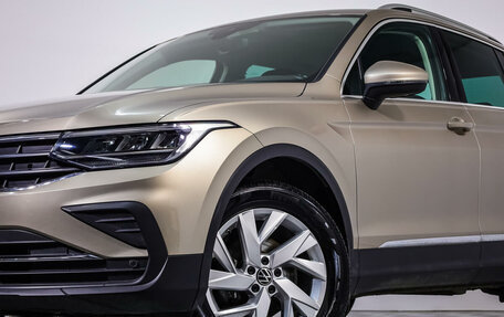 Volkswagen Tiguan II, 2021 год, 3 149 000 рублей, 19 фотография