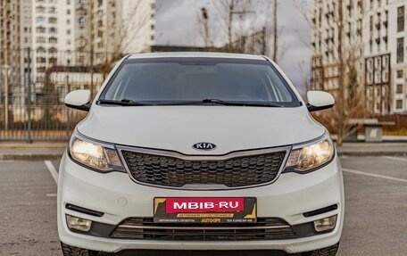 KIA Rio III рестайлинг, 2015 год, 1 205 000 рублей, 2 фотография