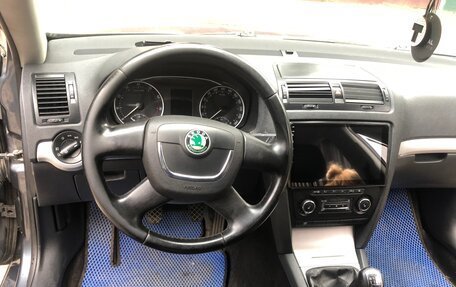 Skoda Octavia, 2010 год, 600 000 рублей, 16 фотография