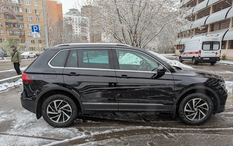 Volkswagen Tiguan II, 2018 год, 3 100 000 рублей, 6 фотография