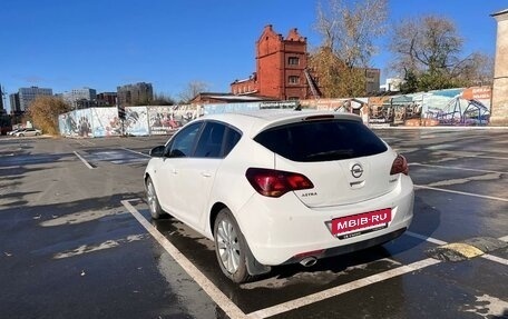 Opel Astra J, 2011 год, 900 000 рублей, 5 фотография